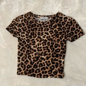 Leopard print crop top!